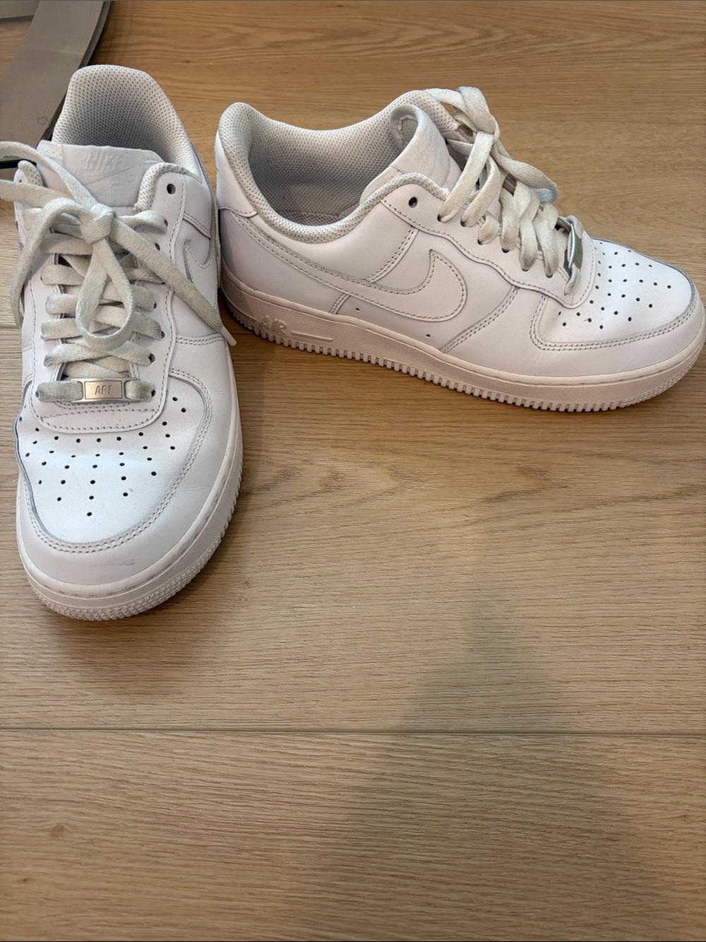 Nike Women's White Leather Low-Top Sneakers